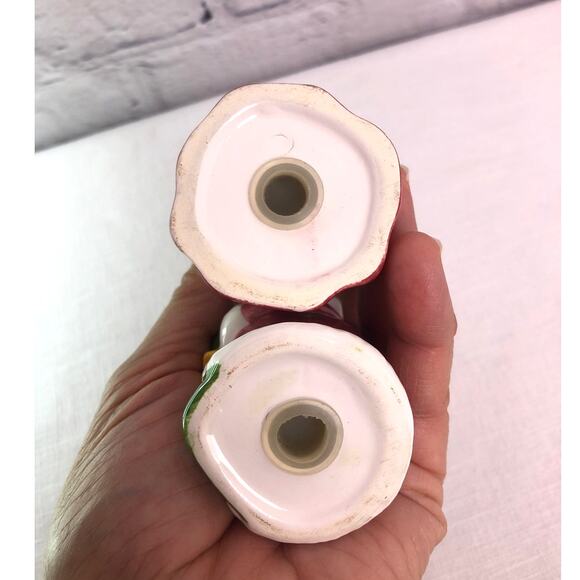 Mr. & Mrs. Santa Claus Painted Ceramic Christmas Salt Pepper Shakers - Picture 6 of 9